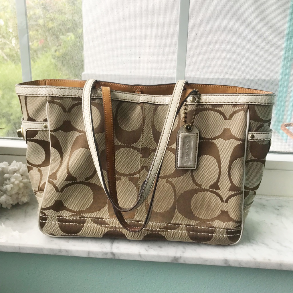 Coach Purse B06s-7874 Jacquard Tote Python Trim